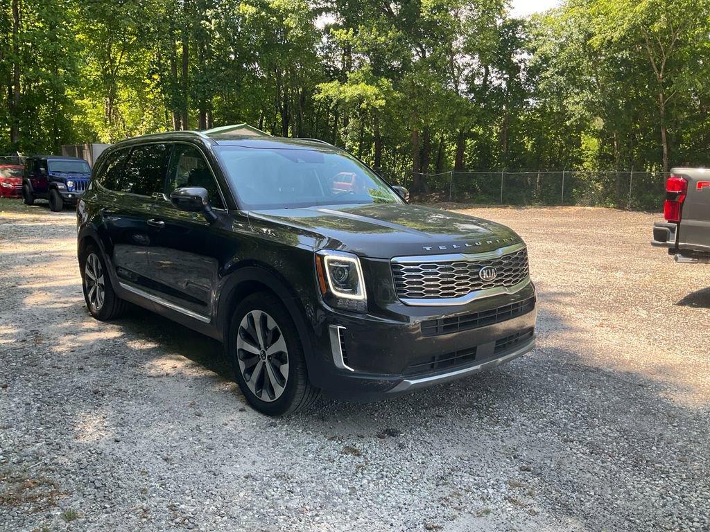 Used 2020 Kia Telluride EX w/ EX Premium Package FWD image 3