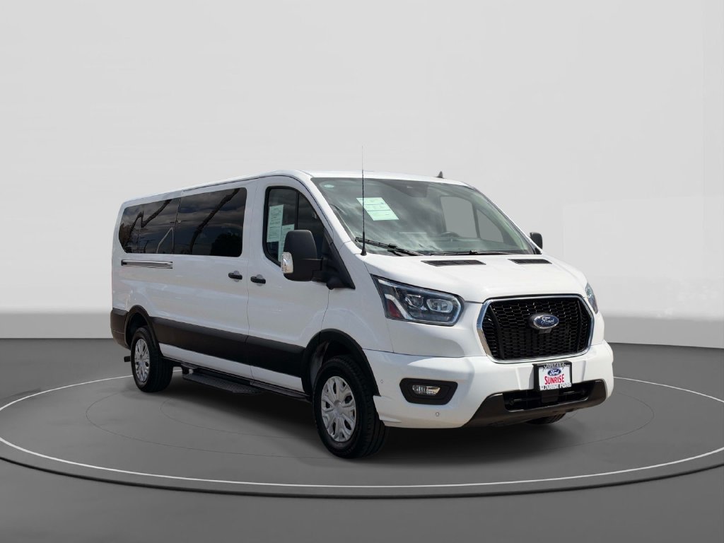 Certified 2023 Ford Transit 350 XLT RWD image 4