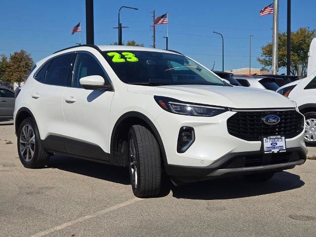 Certified 2023 Ford Escape Platinum AWD/4WD image 3