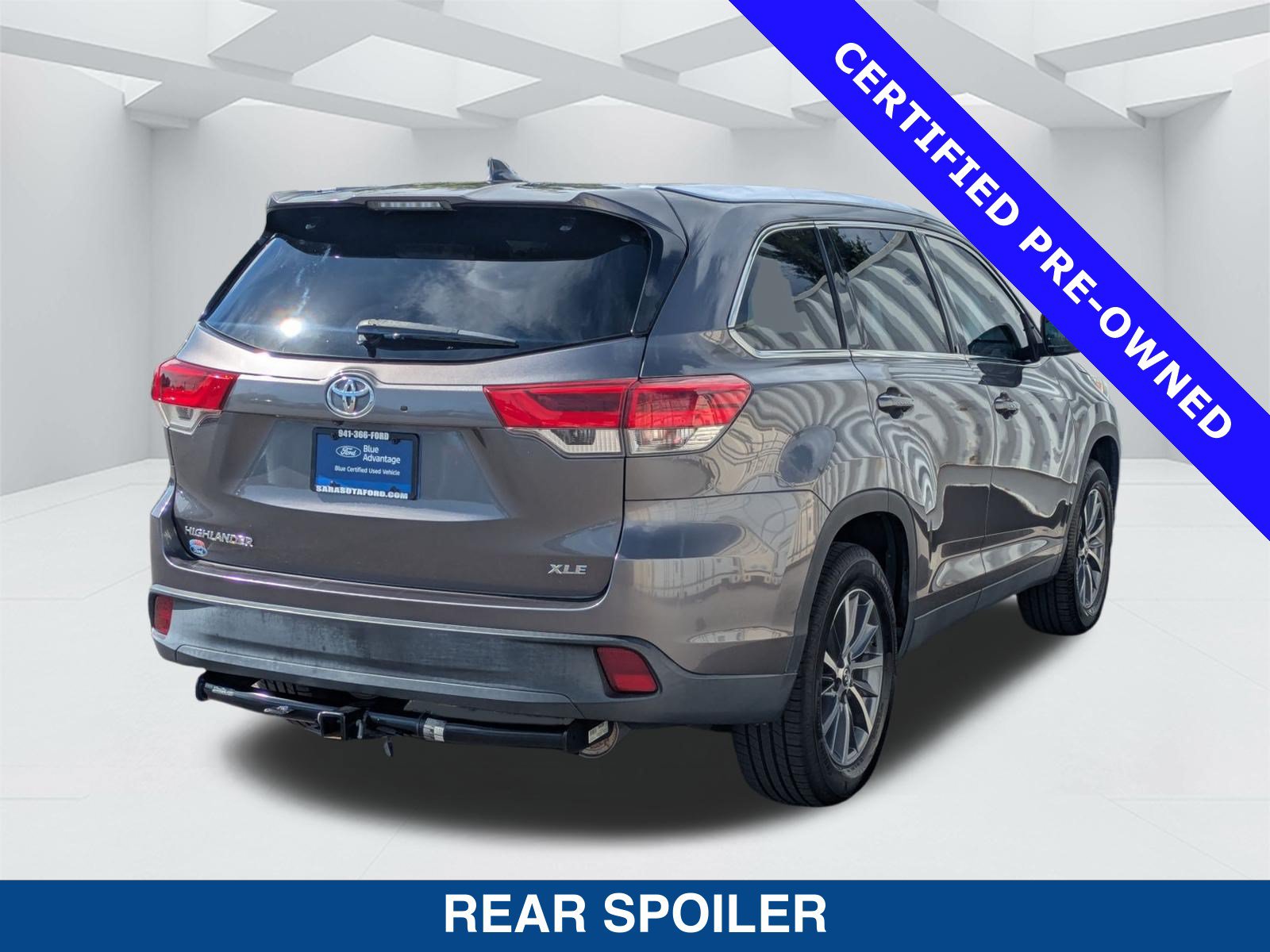 Used 2019 Toyota Highlander XLE FWD image 5