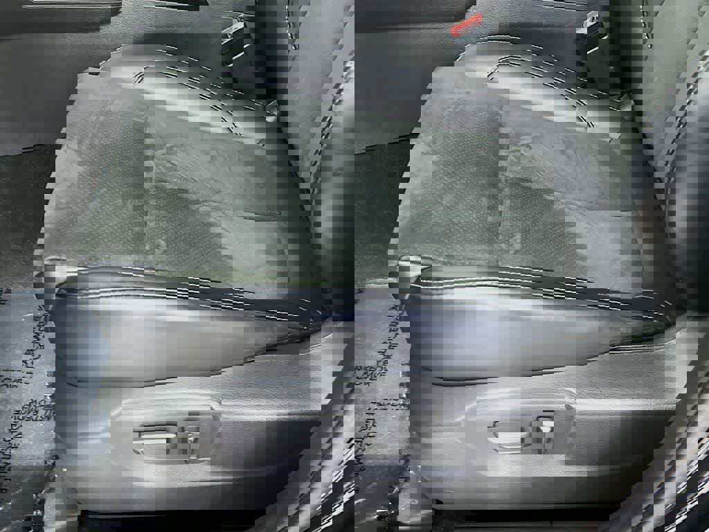 Used 2024 Mitsubishi Eclipse Cross SE image 30