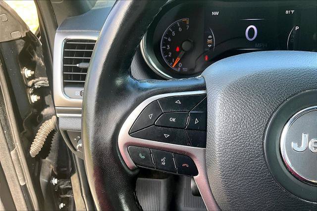 Used 2022 Jeep Grand Cherokee Limited w/ Tech Group AWD/4WD image 18