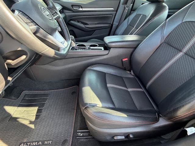 Used 2024 Nissan Altima 2.5 SR FWD image 13