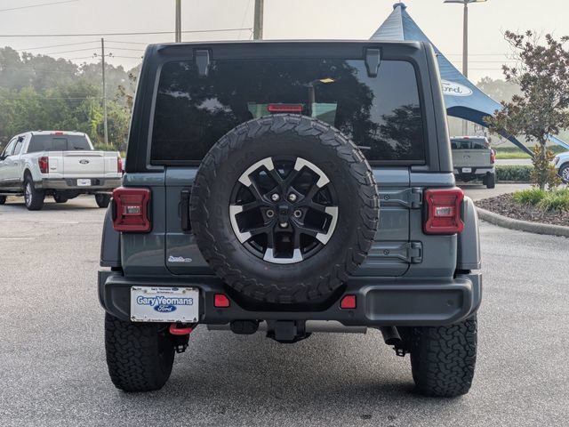 Used 2024 Jeep Wrangler Unlimited Rubicon w/ Technology Group AWD/4WD image 5
