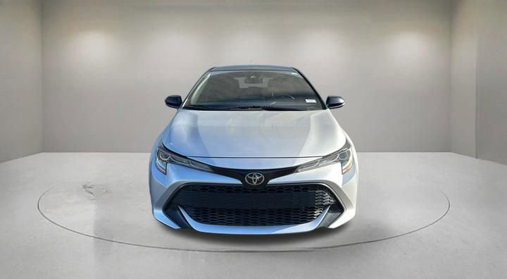 Used 2021 Toyota Corolla SE w/ Carpet Mat Package (TMS) FWD image 2