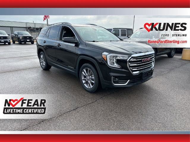 Used 2024 GMC Terrain SLT