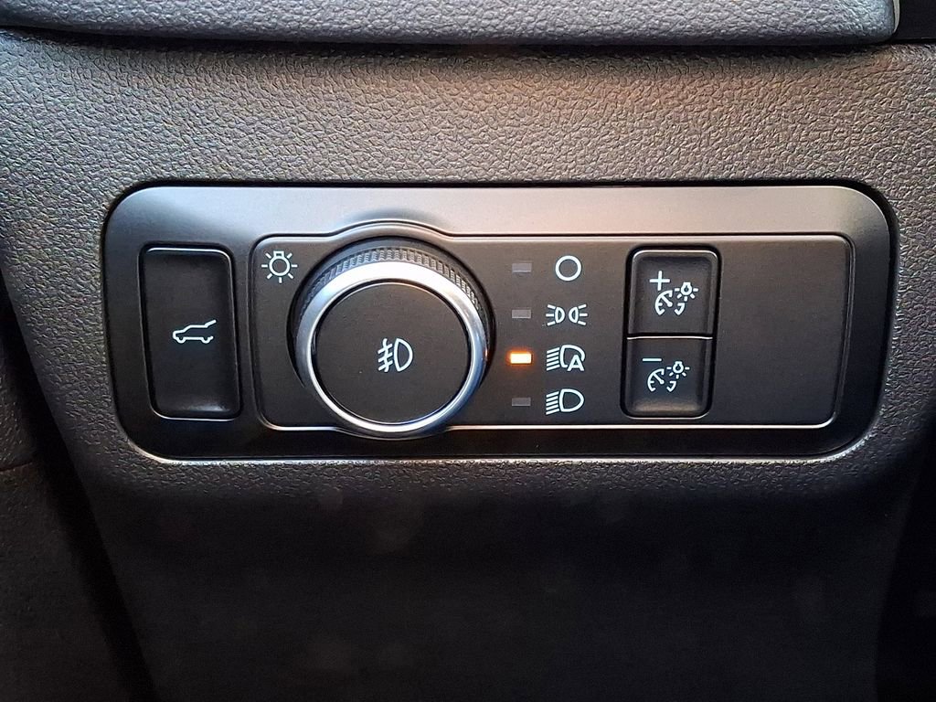 Certified 2022 Ford Escape SEL image 27