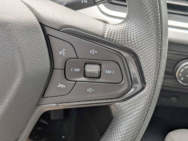 Used 2026 Chevrolet Trax LS FWD image 27