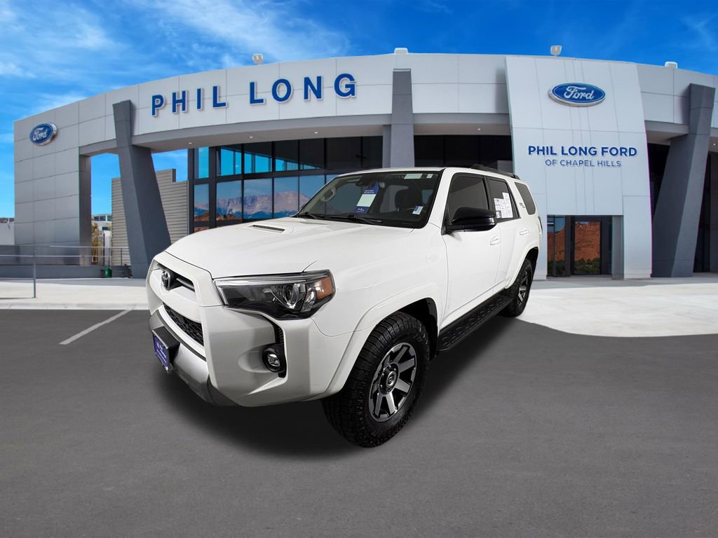 Used 2022 Toyota 4Runner TRD Off-Road AWD/4WD image 1
