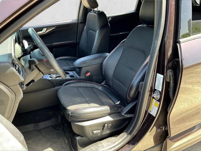 Certified 2023 Ford Escape ST-Line w/ Tech Pack #1 FWD image 23