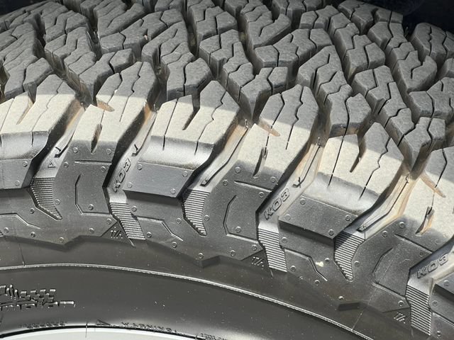 Used 2024 RAM 3500 Limited AWD/4WD image 16