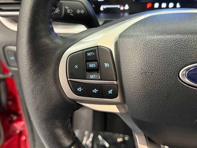 Certified 2023 Ford Explorer XLT w/ Equipment Group 202A AWD/4WD image 18