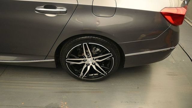 Used 2021 Honda Accord Touring image 9