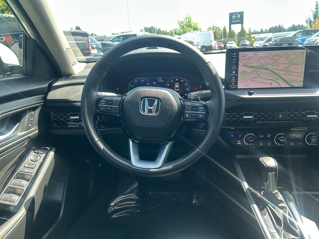 Used 2023 Honda Accord Touring image 8