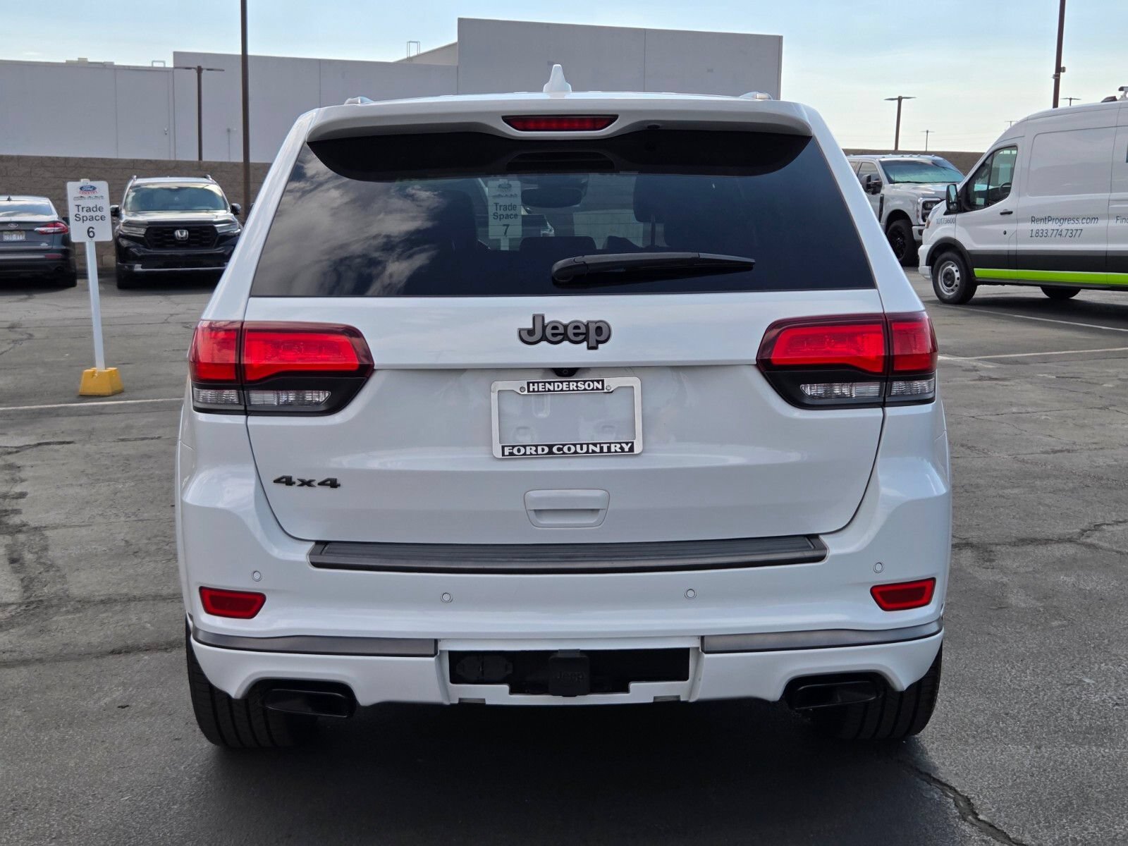 Used 2018 Jeep Grand Cherokee High Altitude AWD/4WD image 5