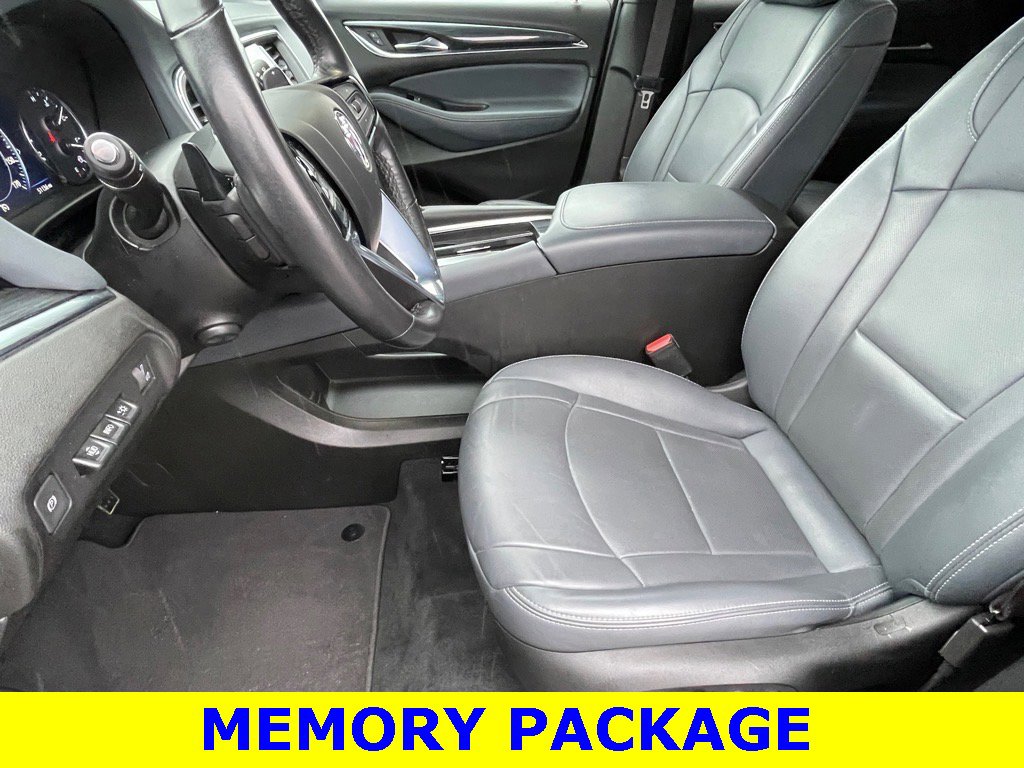 Used 2024 Buick Enclave Premium image 16