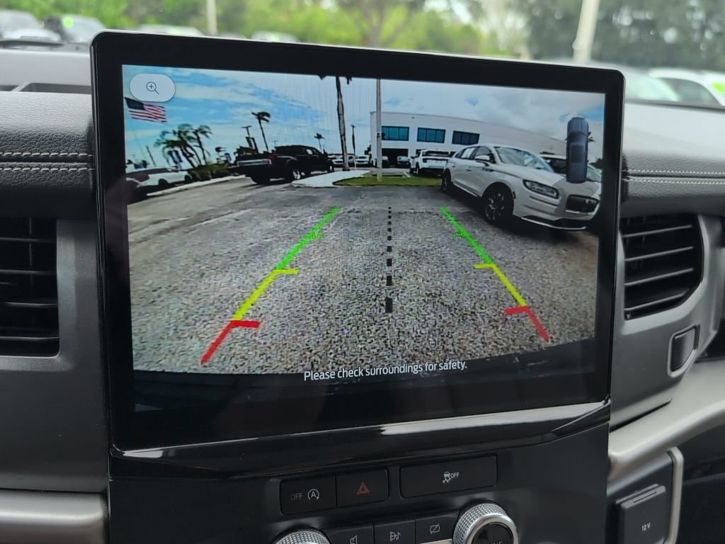 Certified 2024 Ford Expedition XLT RWD image 20