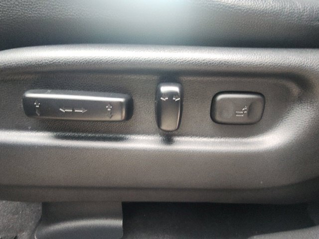 Used 2020 Honda Ridgeline Black Edition image 11