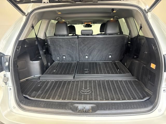 Used 2019 Toyota Highlander Limited AWD/4WD image 23