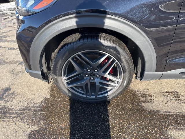 Certified 2025 Ford Explorer ST-Line w/ ST-Line Street Pack image 12