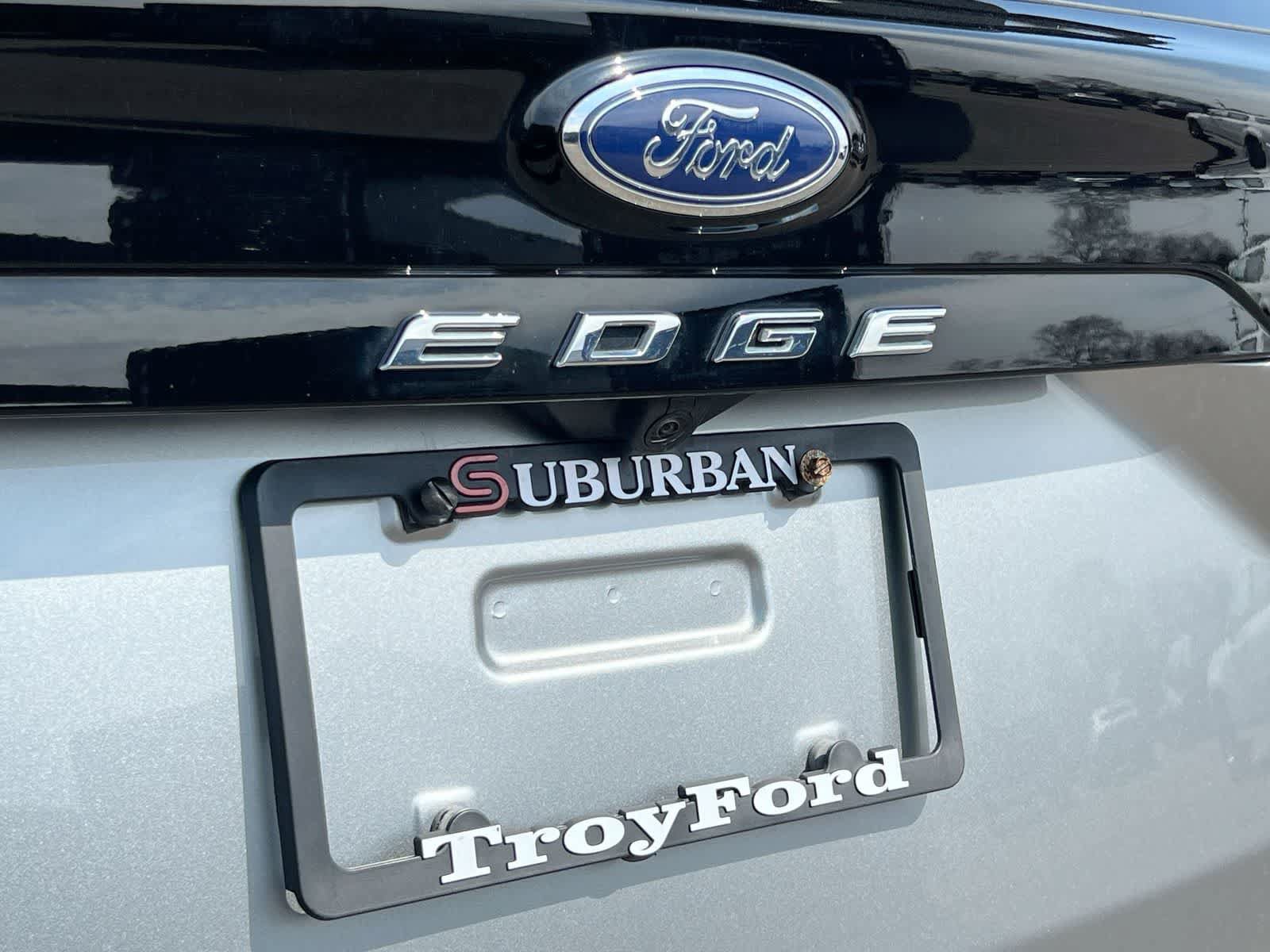 Certified 2024 Ford Edge Titanium w/ Equipment Group 301A AWD/4WD image 12
