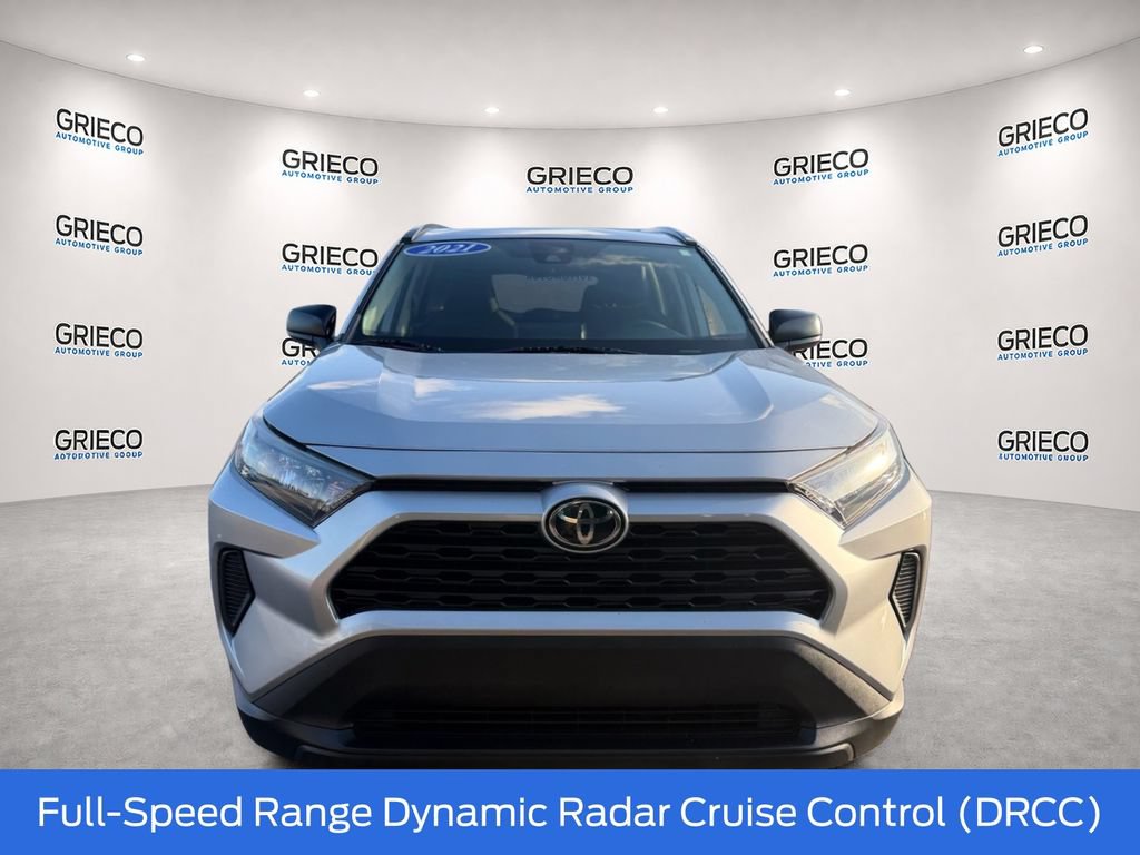 Used 2021 Toyota RAV4 LE FWD image 2
