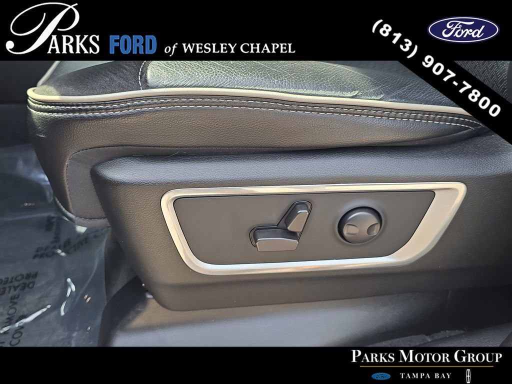 Used 2022 RAM 1500 Laramie w/ Sport Appearance Package AWD/4WD image 18