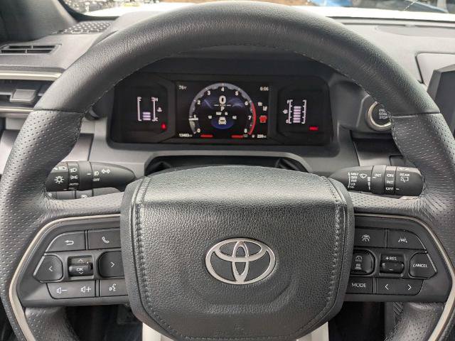 Used 2026 Toyota 4Runner SR5 AWD/4WD image 29