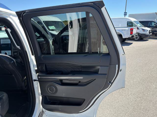 Certified 2023 Ford Expedition Platinum AWD/4WD image 16
