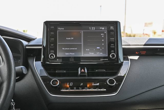 Used 2022 Toyota Corolla LE FWD image 13
