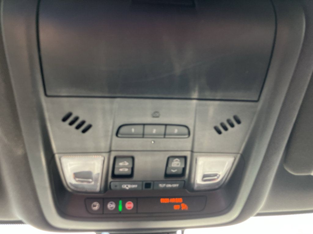 Used 2020 Chevrolet Blazer RS AWD/4WD image 25
