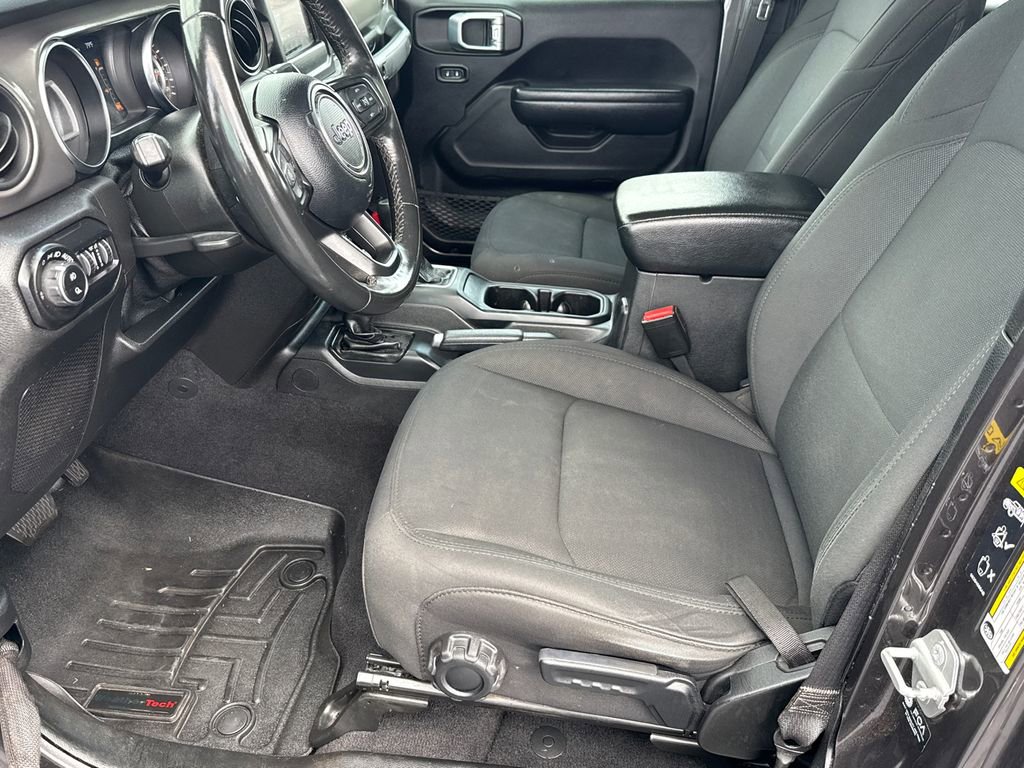 Used 2021 Jeep Gladiator Sport image 9