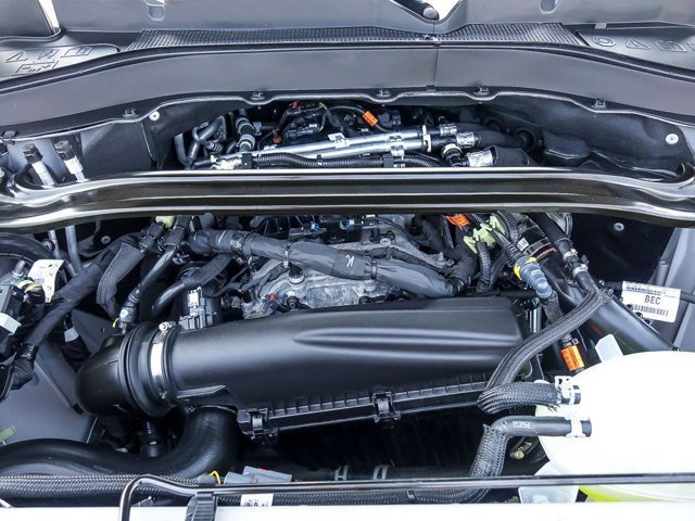 Certified 2025 Ford Explorer ST-Line image 33