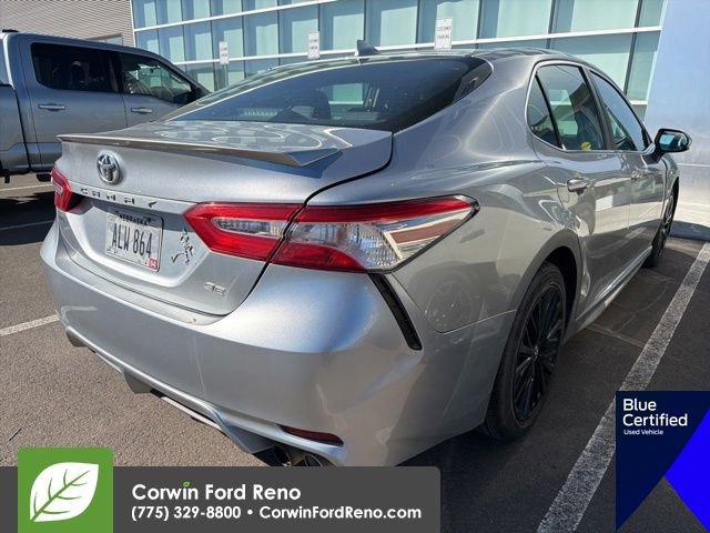 Used 2020 Toyota Camry SE image 4