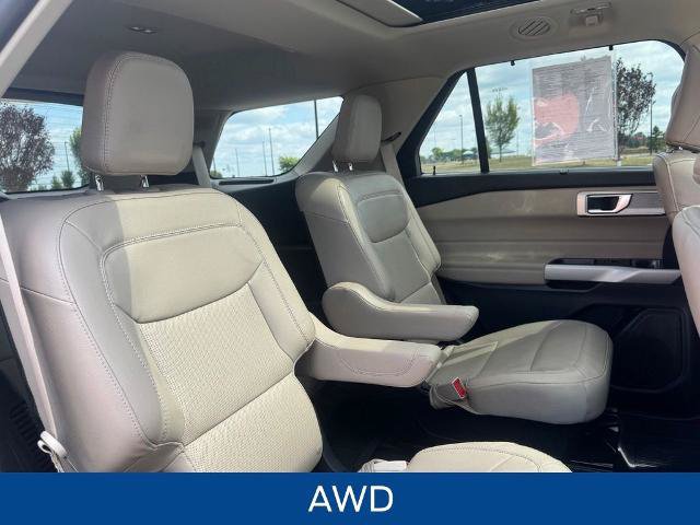 Certified 2023 Ford Explorer Limited w/ Equipment Group 301A AWD/4WD image 31