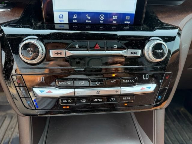 Certified 2021 Ford Explorer King Ranch w/ Premium Technology Package AWD/4WD image 17