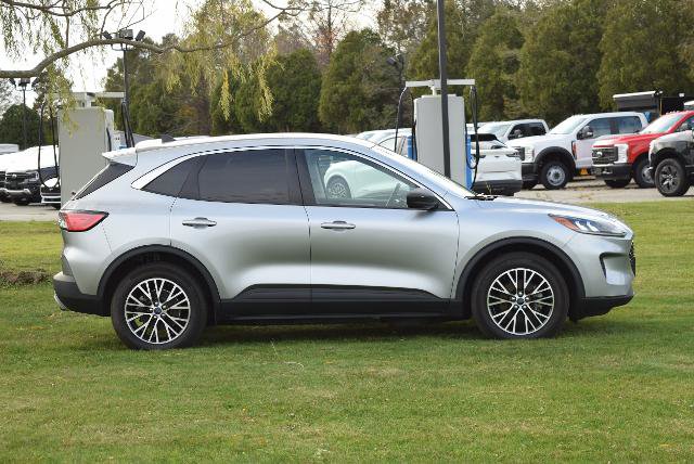 Certified 2022 Ford Escape SE w/ Convenience Package FWD image 8