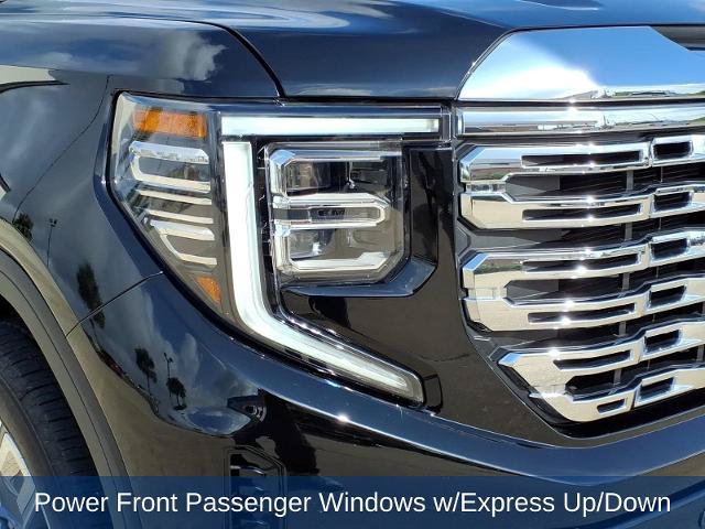 Used 2025 GMC Sierra 1500 Denali AWD/4WD image 12