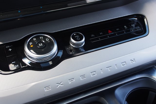 Certified 2025 Ford Expedition Max Active RWD image 28