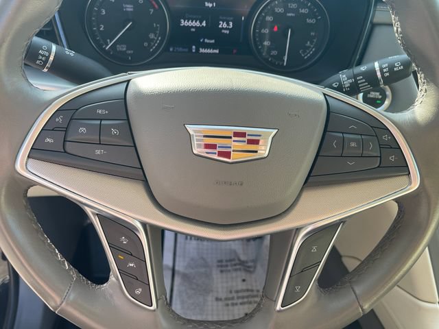 Used 2022 Cadillac XT5 Premium Luxury w/ Technology Package AWD/4WD image 23