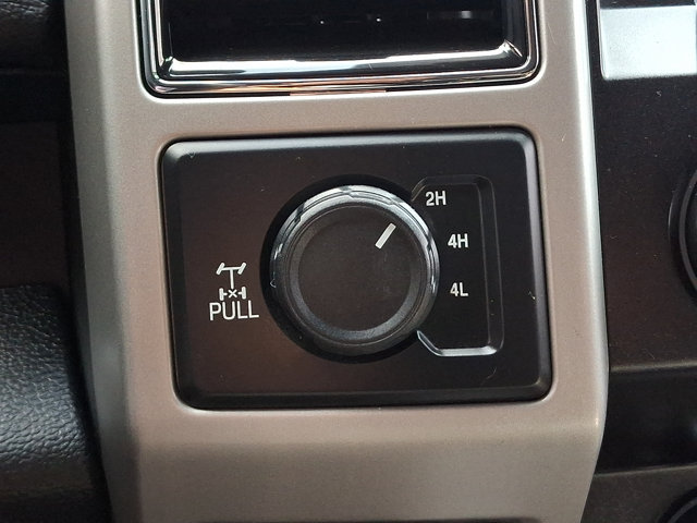 Certified 2019 Ford F250 Lariat w/ Lariat Ultimate Package AWD/4WD image 30