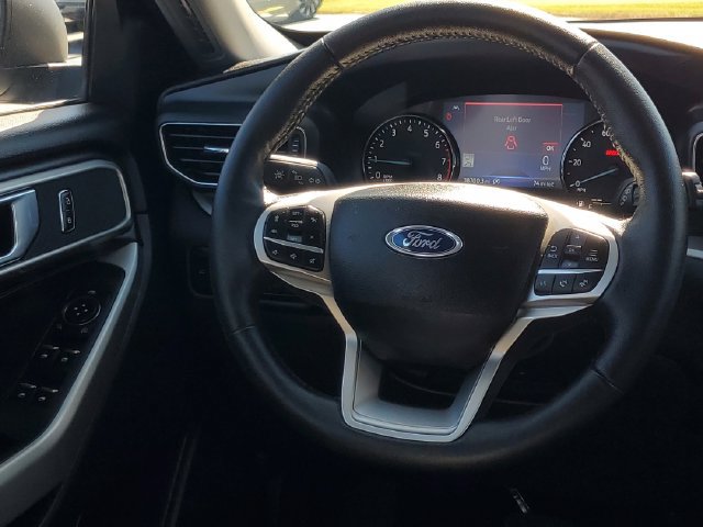 Certified 2024 Ford Explorer XLT w/ Equipment Group 202A AWD/4WD image 33