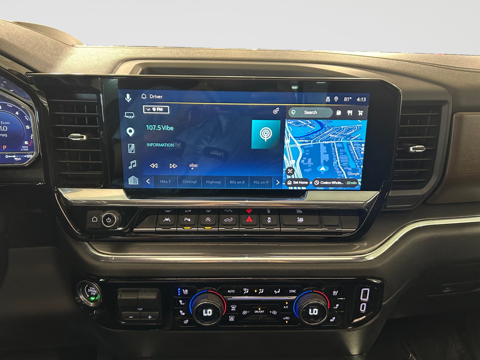 Used 2025 Chevrolet Silverado 1500 High Country w/ High Country Premium Package AWD/4WD image 18