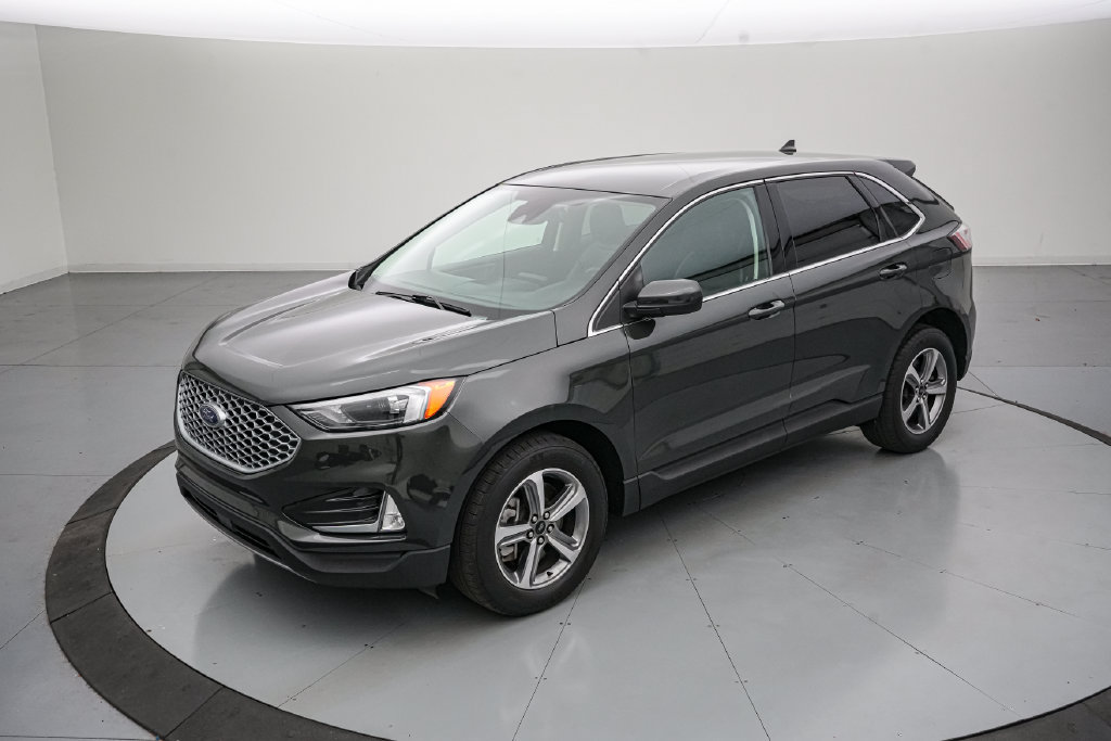 Certified 2023 Ford Edge SEL w/ Convenience Package AWD/4WD image 8
