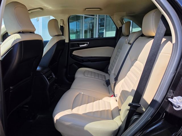 Certified 2023 Ford Edge SEL w/ Convenience Package AWD/4WD image 16