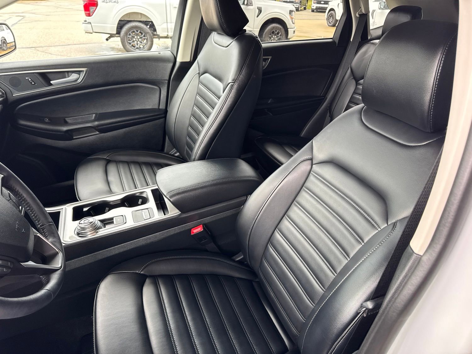 Certified 2024 Ford Edge SEL w/ Convenience Package AWD/4WD image 23