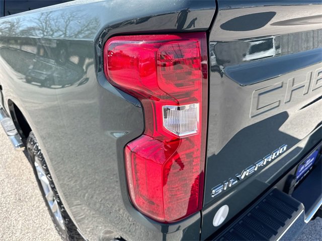 Used 2025 Chevrolet Silverado 1500 LT w/ Z71 Off-Road Package image 38