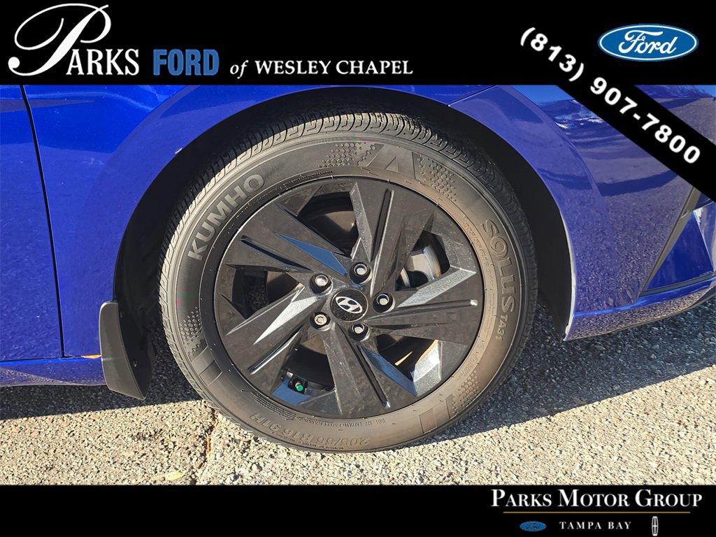 Used 2023 Hyundai Elantra SEL image 29