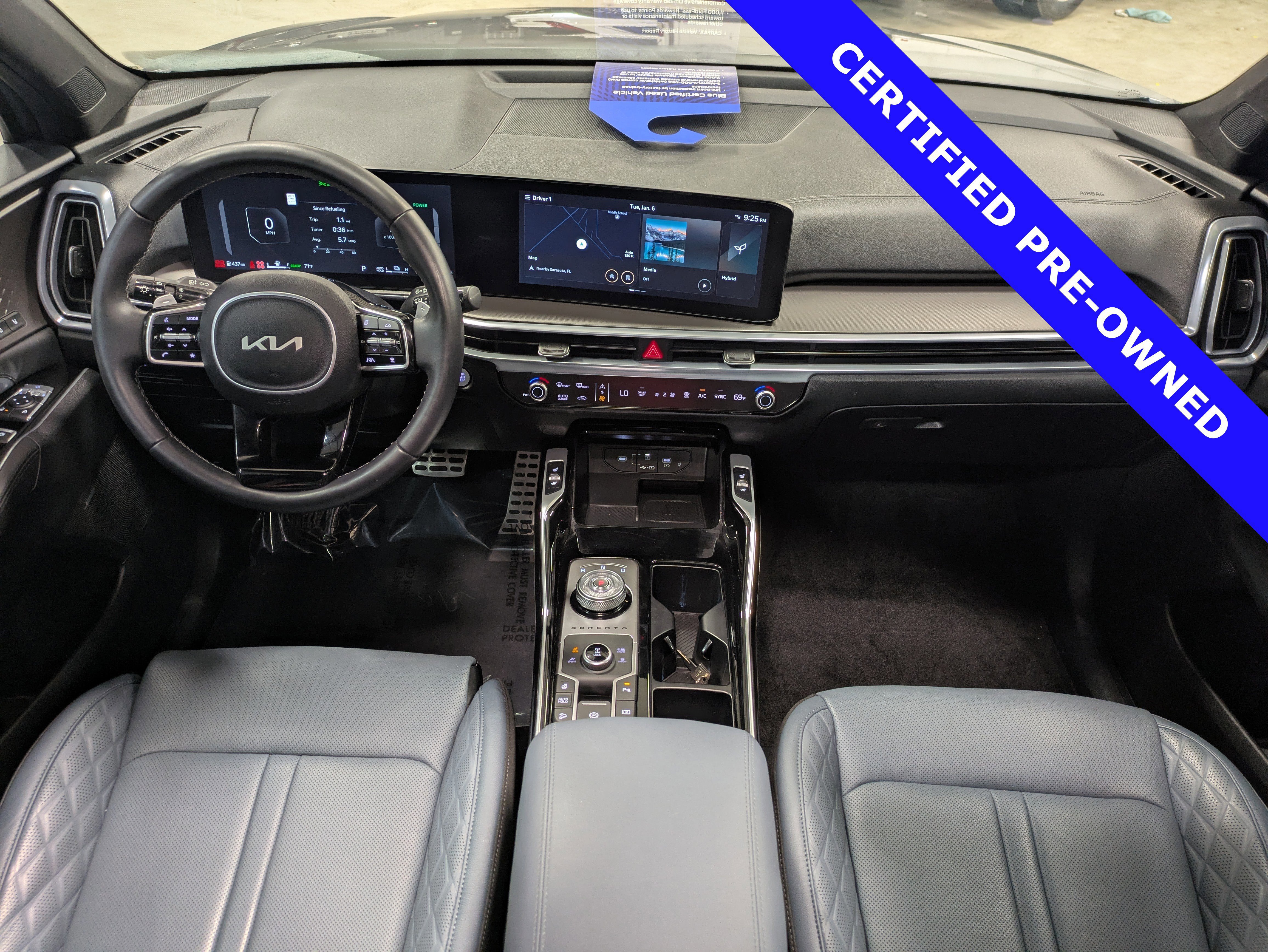 Used 2025 Kia Sorento SX Prestige image 18