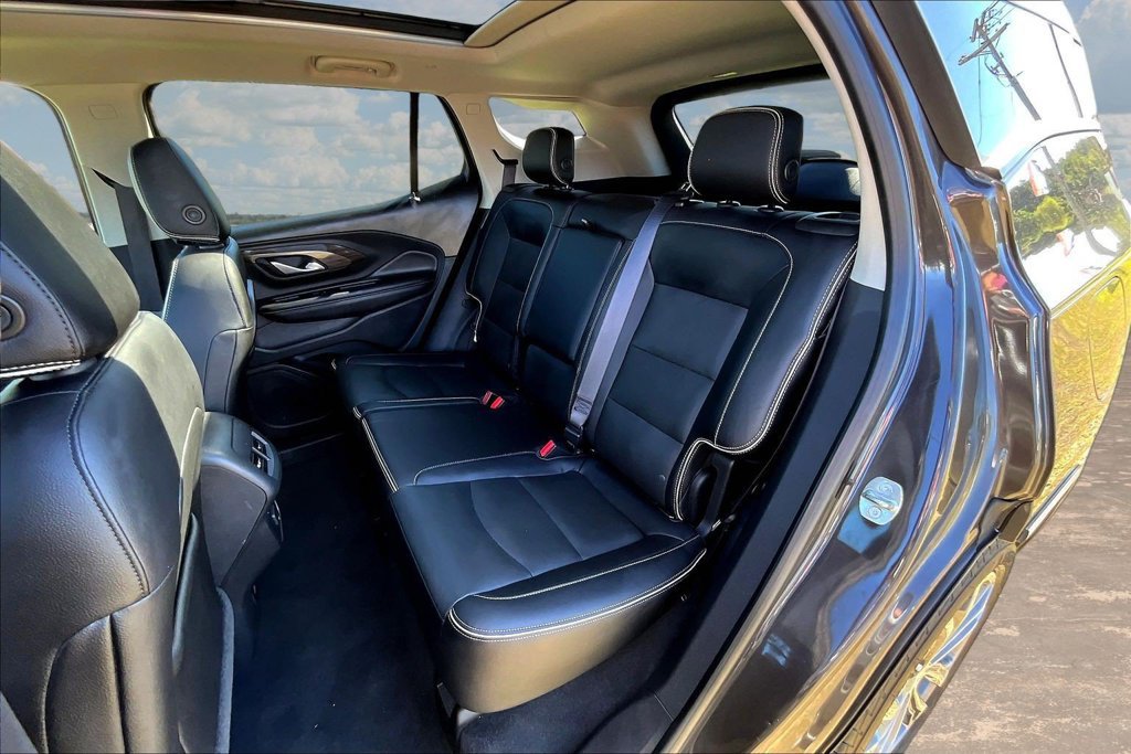 Used 2020 GMC Terrain Denali w/ Denali Premium Package FWD image 24